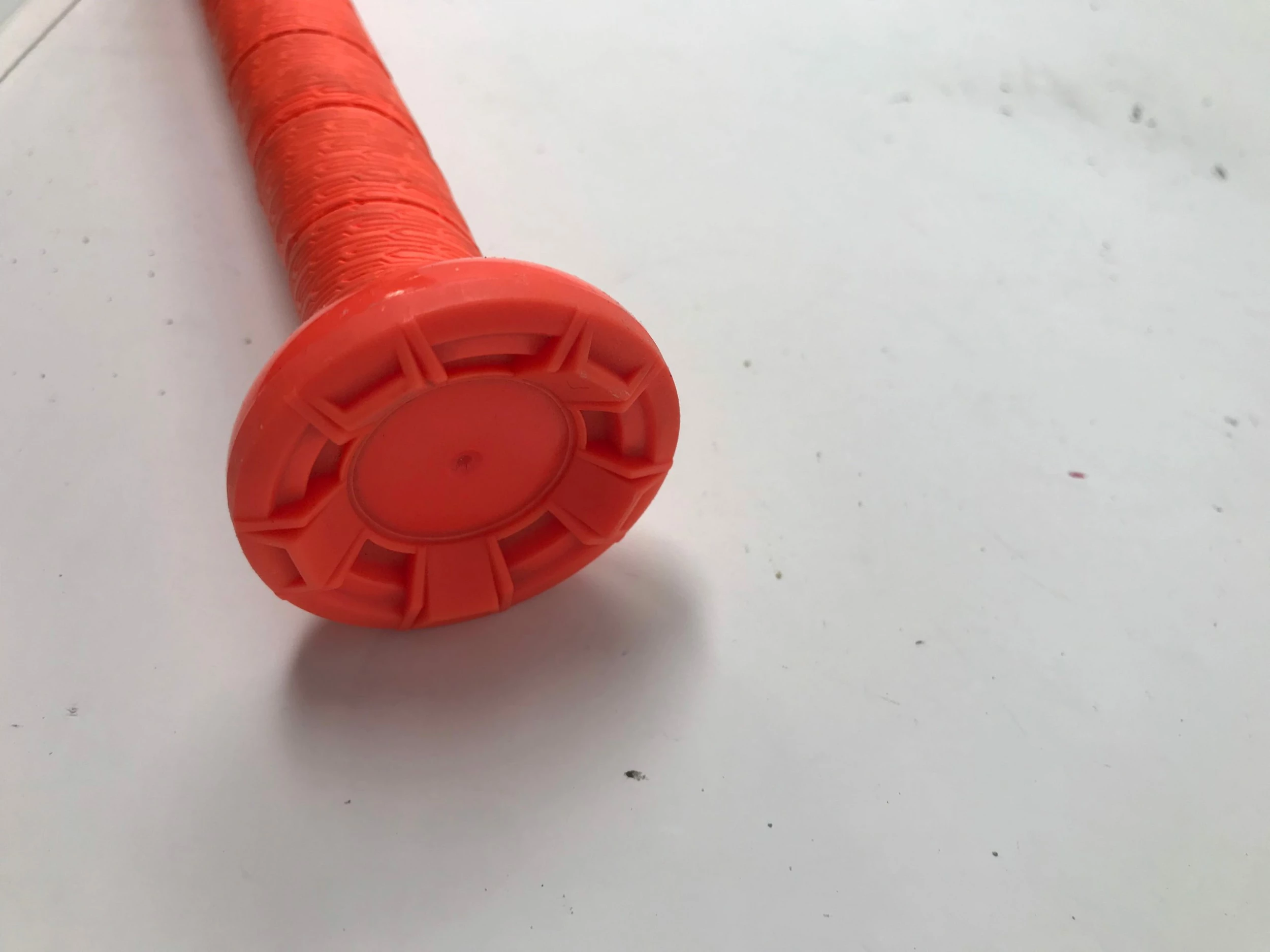 New Other Worth 2LEGIT FPLGC9 34/25 Fastpitch Softball Bat 2 1/4" Orange 2 1/4" 4 New Other Worth 2LEGIT FPLGC9 34/25 Fastpitch Softball Bat 2 1/4" Orange 2 1/4" - Image 2