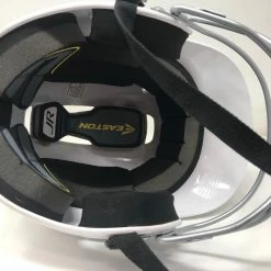 New Easton Junior Z5 2Tone Batters Helmet With SB Mask Size 6 3/8 - 7 1/8 Wh/Nvy 11 New Easton Junior Z5 2Tone Batters Helmet With SB Mask Size 6 3/8 - 7 1/8 Wh/Nvy -Softball Shop 2022 04 26 2010.09.06 10cd2579 3aaa 4d94 8105 5d332acfa1cd scaled