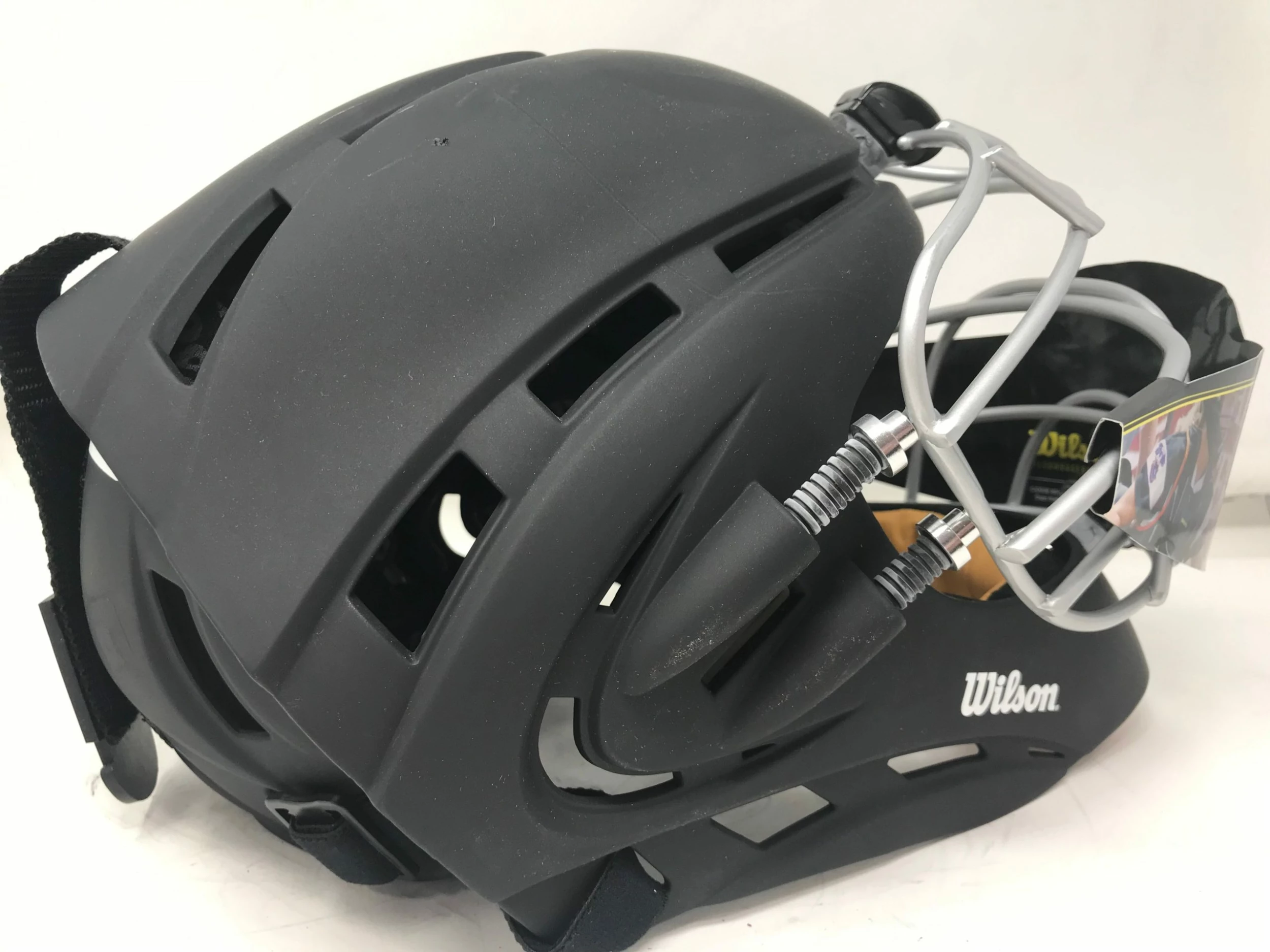 New Wilson Shock FX 2.0 WTA5540 Fastpitch Softball Catcher Helmet 7 - 7 5/8 Blk 6 New Wilson Shock FX 2.0 WTA5540 Fastpitch Softball Catcher Helmet 7 - 7 5/8 Blk - Image 4