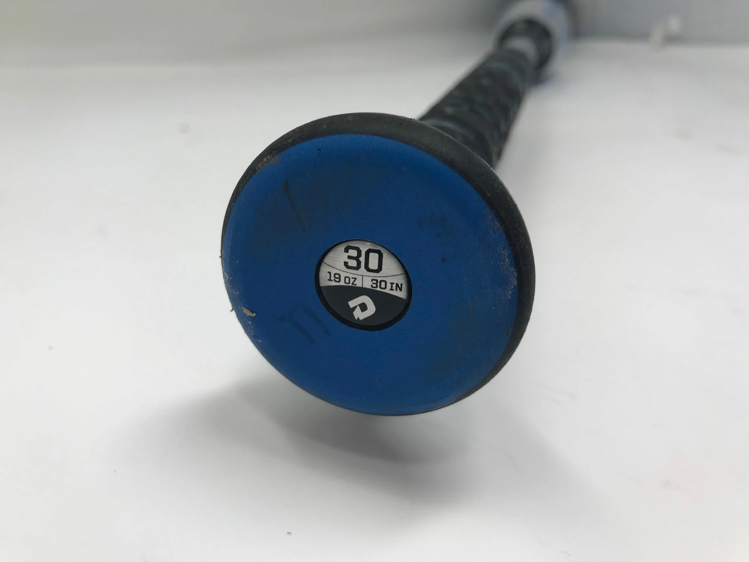 Used DeMarini 2019 CF Zen (-11) 30/19 Fastpitch Softball Bat 2 1/4" Barrel 6 Used DeMarini 2019 CF Zen (-11) 30/19 Fastpitch Softball Bat 2 1/4" Barrel - Image 4