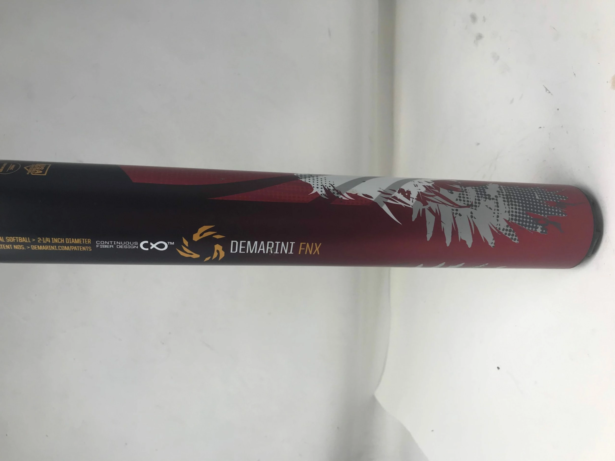 Used DeMarini FNX -9 Fastpitch Softball Bat 2 1/4 Barrel Red/White/Black 34/25 4 Used DeMarini FNX -9 Fastpitch Softball Bat 2 1/4 Barrel Red/White/Black 34/25 - Image 2
